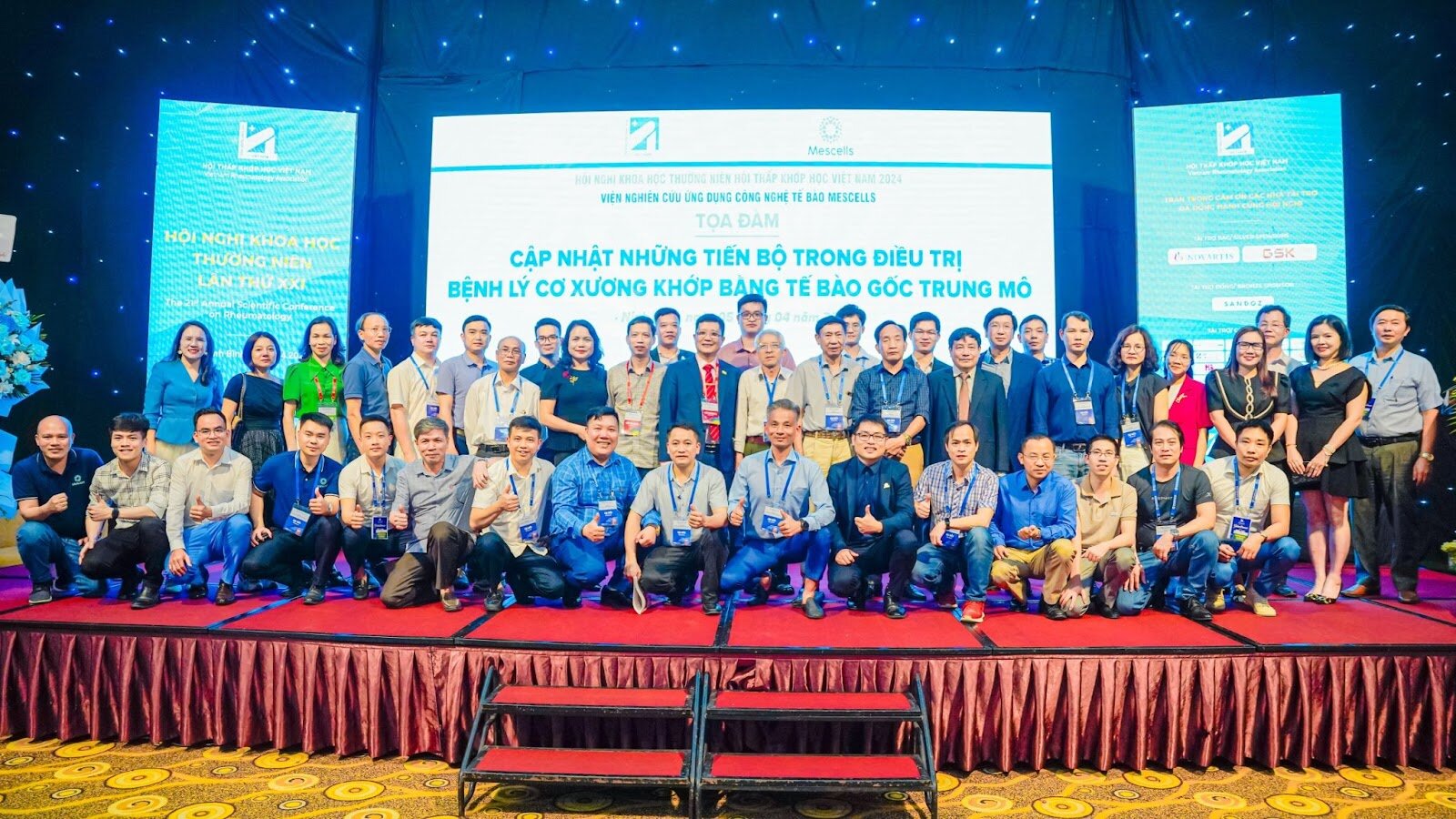 Hội thảo với sự góp mặt của các bác sĩ và chuyên gia trong ngành Cơ Xương Khớp